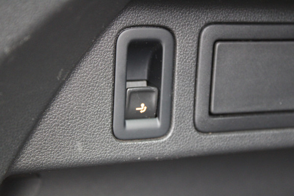 Volkswagen Tiguan 1.4 TSI ACT Comfortline Business | NAP! | R-LINE | DYNAUDIO | STOELVERWARMING | ELEK.TREKHAAK | Volkswagen Tiguan 1.4 TSI ACT Comfortline Business | NAP! | R-LINE | DYNAUDIO | STOELVERWARMING | ELEK.TREKHAAK |