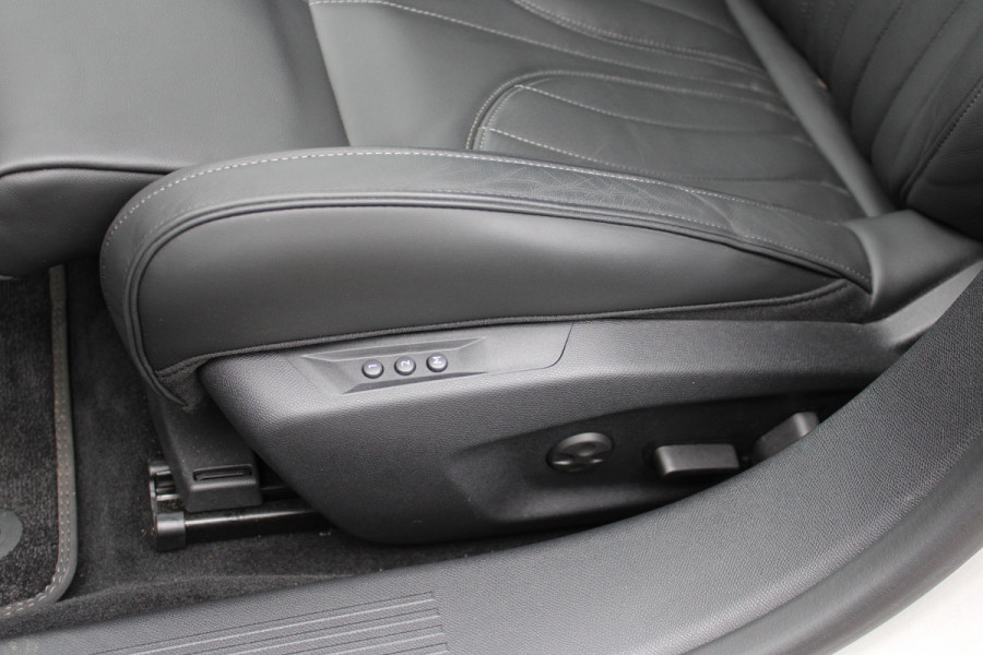 DS DS 4 E-Tense Rivoli | Panoramadak | Night vision | Leder | Full | Memory DS DS 4 E-Tense Rivoli | Panoramadak | Night vision | Leder | Full | Memory