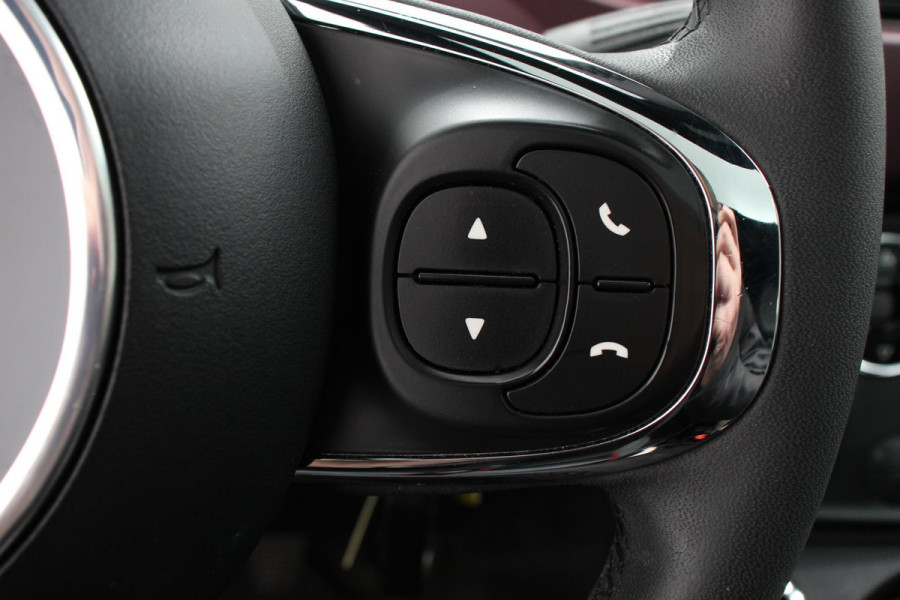 Fiat 500 1.0 Hybrid Star | Panoramadak | Parkeersensoren Achter | Lederen Bekleding | 16 Inch Lichtmetalen Velgen | Climatronic | Fiat 500 1.0 Hybrid Star | Panoramadak | Parkeersensoren Achter | Lederen Bekleding | 16 Inch Lichtmetalen Velgen | Climatronic |
