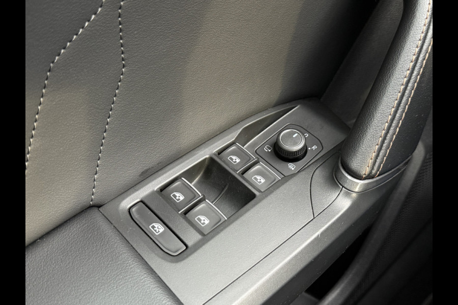 CUPRA Leon Sportstourer 1.4 e-Hybrid Business | CarPlay | Cruise | LED | DAB+ | Keyless | Sfeerverlichting | 18 inch