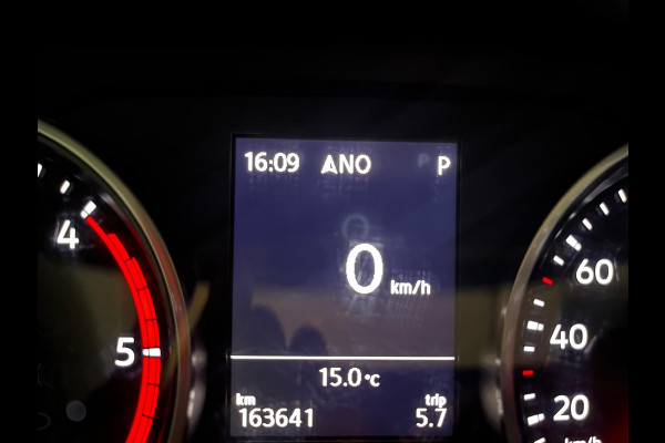 Volkswagen Crafter Automaat DSG Servicewagen 35 2.0 TDI euro6 140PK L3H2 (oude L2H1) Highline 3Persoons, SORTIMO, RIJKLAARPRIJS Volkswagen Crafter Automaat DSG Servicewagen 35 2.0 TDI euro6 140PK L3H2 (oude L2H1) Highline 3Persoons, SORTIMO, RIJKLAARPRIJS