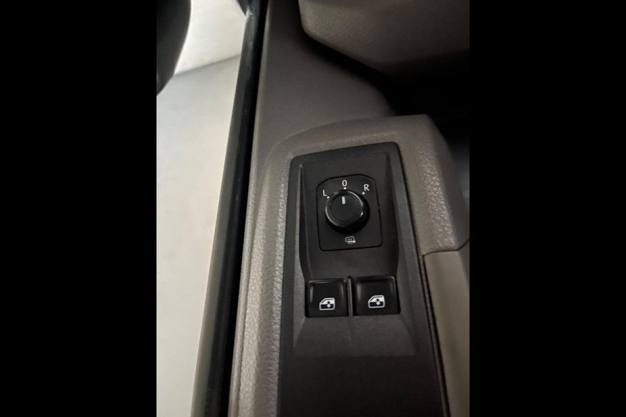 Volkswagen Crafter Automaat DSG Servicewagen 35 2.0 TDI euro6 140PK L3H2 (oude L2H1) Highline 3Persoons, SORTIMO, RIJKLAARPRIJS Volkswagen Crafter Automaat DSG Servicewagen 35 2.0 TDI euro6 140PK L3H2 (oude L2H1) Highline 3Persoons, SORTIMO, RIJKLAARPRIJS