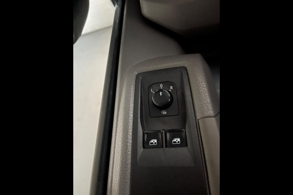 Volkswagen Crafter Automaat DSG Servicewagen 35 2.0 TDI euro6 140PK L3H2 (oude L2H1) Highline 3Persoons, SORTIMO, RIJKLAARPRIJS Volkswagen Crafter Automaat DSG Servicewagen 35 2.0 TDI euro6 140PK L3H2 (oude L2H1) Highline 3Persoons, SORTIMO, RIJKLAARPRIJS