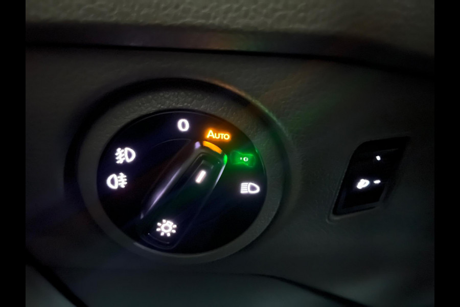 Volkswagen Crafter Automaat DSG Servicewagen 35 2.0 TDI euro6 140PK L3H2 (oude L2H1) Highline 3Persoons, SORTIMO, RIJKLAARPRIJS Volkswagen Crafter Automaat DSG Servicewagen 35 2.0 TDI euro6 140PK L3H2 (oude L2H1) Highline 3Persoons, SORTIMO, RIJKLAARPRIJS