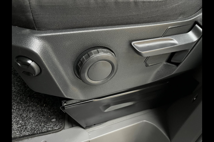 Volkswagen Crafter Automaat DSG Servicewagen 35 2.0 TDI euro6 140PK L3H2 (oude L2H1) Highline 3Persoons, SORTIMO, RIJKLAARPRIJS Volkswagen Crafter Automaat DSG Servicewagen 35 2.0 TDI euro6 140PK L3H2 (oude L2H1) Highline 3Persoons, SORTIMO, RIJKLAARPRIJS