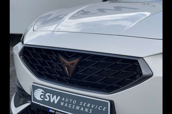 CUPRA Leon Sportstourer 1.4 e-Hybrid VZ Performance | Pano | Camera | CarPlay | ACC | LED | Keyless | 19 inch