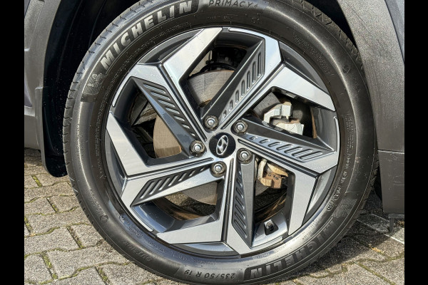 Hyundai Tucson 1.6 T-GDI PHEV Comfort Smart 4WD | Trekhaak | Pano | Camera | ACC | Keyless | LED | 19 inch Hyundai Tucson 1.6 T-GDI PHEV Comfort Smart 4WD | Trekhaak | Pano | Camera | ACC | Keyless | LED | 19 inch