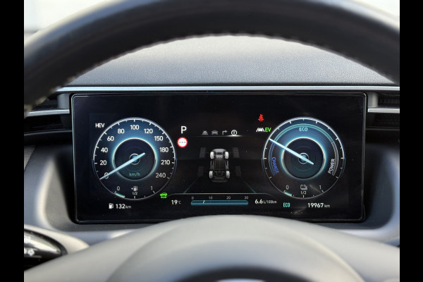 Hyundai Tucson 1.6 T-GDI PHEV Comfort Smart 4WD | Trekhaak | Pano | Camera | ACC | Keyless | LED | 19 inch Hyundai Tucson 1.6 T-GDI PHEV Comfort Smart 4WD | Trekhaak | Pano | Camera | ACC | Keyless | LED | 19 inch