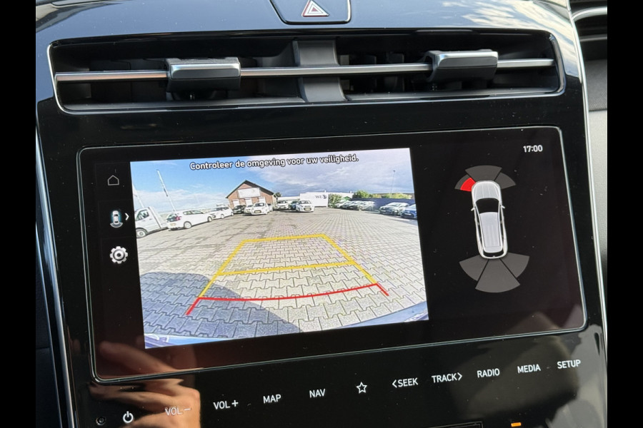 Hyundai Tucson 1.6 T-GDI PHEV Comfort Smart 4WD | Trekhaak | Pano | Camera | ACC | Keyless | LED | 19 inch Hyundai Tucson 1.6 T-GDI PHEV Comfort Smart 4WD | Trekhaak | Pano | Camera | ACC | Keyless | LED | 19 inch
