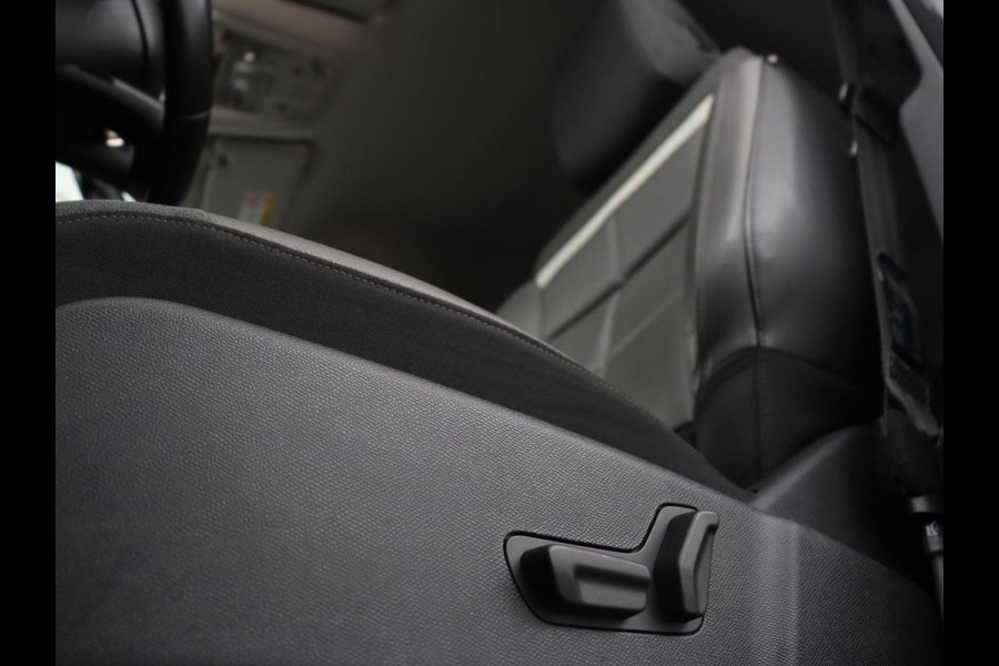 Citroën C5 Aircross 1.6 PureTech Business Plus | Stoelverwarming | 360 Camera | Adaptive cruise | Carplay | Full LED | 19'' Citroën C5 Aircross 1.6 PureTech Business Plus | Stoelverwarming | 360 Camera | Adaptive cruise | Carplay | Full LED | 19''