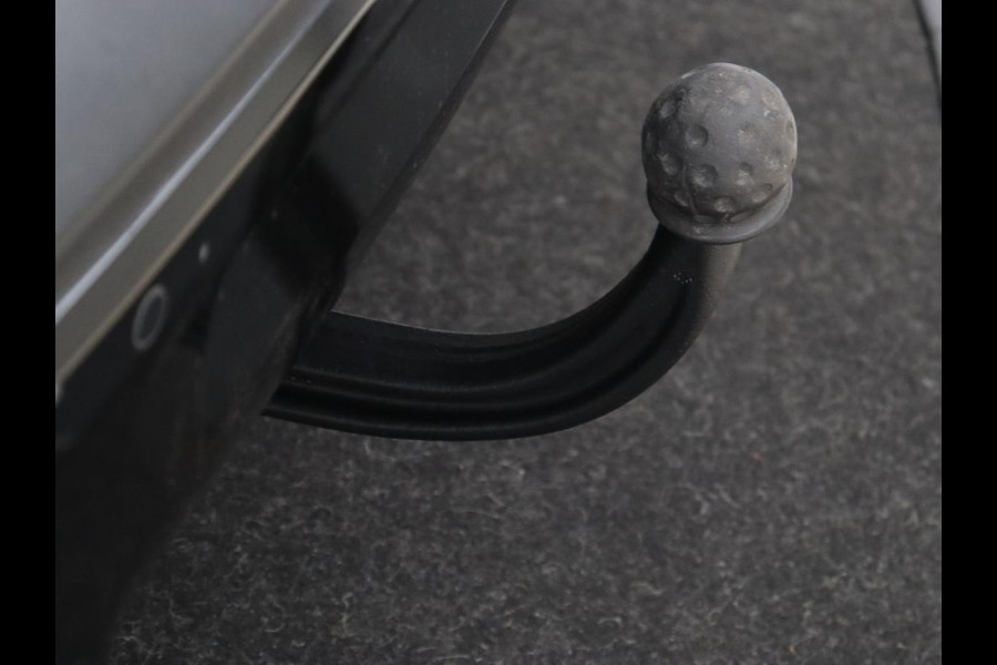 Citroën C5 Aircross 1.6 PureTech Business Plus | Stoelverwarming | 360 Camera | Adaptive cruise | Carplay | Full LED | 19'' Citroën C5 Aircross 1.6 PureTech Business Plus | Stoelverwarming | 360 Camera | Adaptive cruise | Carplay | Full LED | 19''