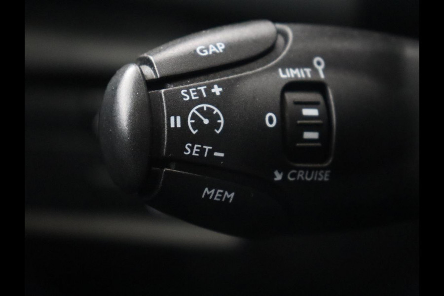 Citroën C5 Aircross 1.6 PureTech Business Plus | Stoelverwarming | 360 Camera | Adaptive cruise | Carplay | Full LED | 19'' Citroën C5 Aircross 1.6 PureTech Business Plus | Stoelverwarming | 360 Camera | Adaptive cruise | Carplay | Full LED | 19''