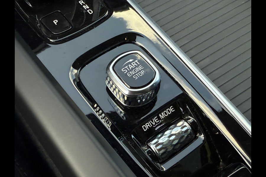 Volvo XC60 2.0 B5 Exclusive Pano|H&K|Adap Cruise|HuD|360cam