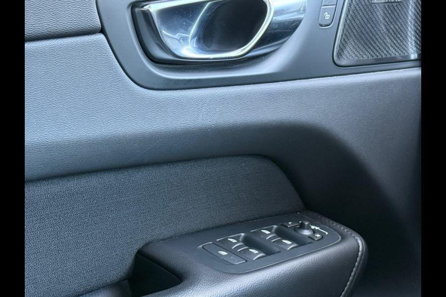 Volvo XC60 2.0 B5 Exclusive Pano|H&K|Adap Cruise|HuD|360cam