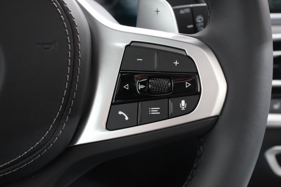 BMW X5 xDrive45e 394pk High Executive M-Sport PHEV 6 cilinder Panoramisch schuif-kantel dak Harman Kardon Head up display Lederen bekleding Electrische verstelling comfort stoelen BMW X5 xDrive45e 394pk High Executive M-Sport PHEV 6 cilinder Panoramisch schuif-kantel dak Harman Kardon Head up display Lederen bekleding Electrische verstelling comfort stoelen