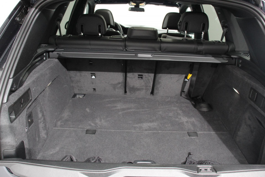 BMW X5 xDrive45e 394pk High Executive M-Sport PHEV 6 cilinder Panoramisch schuif-kantel dak Harman Kardon Head up display Lederen bekleding Electrische verstelling comfort stoelen BMW X5 xDrive45e 394pk High Executive M-Sport PHEV 6 cilinder Panoramisch schuif-kantel dak Harman Kardon Head up display Lederen bekleding Electrische verstelling comfort stoelen