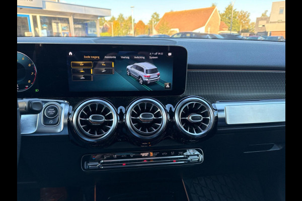 Mercedes-Benz Glb 200 Business Solution Luxury 163pk | Leer | Stoelverwarming | Camera | Elek. Kofferklep | Eerste eigenaar | Mercedes-Benz Glb 200 Business Solution Luxury 163pk | Leer | Stoelverwarming | Camera | Elek. Kofferklep | Eerste eigenaar |