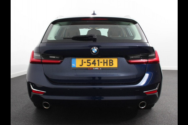 BMW 3 Serie Touring 318i High Executive Edition Demo ! Leder Navigatie Apple Carplay/Android Auto Camera Parkeersensoren Virtual Cockpit Stoelverwarming Cruise Control Ledverlichting Getinte ramen Climate Control BMW 3 Serie Touring 318i High Executive Edition Demo ! Leder Navigatie Apple Carplay/Android Auto Camera Parkeersensoren Virtual Cockpit Stoelverwarming Cruise Control Ledverlichting Getinte ramen Climate Control