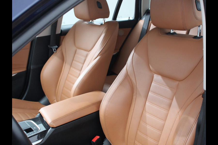 BMW 3 Serie Touring 318i High Executive Edition Demo ! Leder Navigatie Apple Carplay/Android Auto Camera Parkeersensoren Virtual Cockpit Stoelverwarming Cruise Control Ledverlichting Getinte ramen Climate Control BMW 3 Serie Touring 318i High Executive Edition Demo ! Leder Navigatie Apple Carplay/Android Auto Camera Parkeersensoren Virtual Cockpit Stoelverwarming Cruise Control Ledverlichting Getinte ramen Climate Control