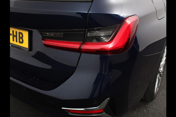 BMW 3 Serie Touring 318i High Executive Edition Demo ! Leder Navigatie Apple Carplay/Android Auto Camera Parkeersensoren Virtual Cockpit Stoelverwarming Cruise Control Ledverlichting Getinte ramen Climate Control BMW 3 Serie Touring 318i High Executive Edition Demo ! Leder Navigatie Apple Carplay/Android Auto Camera Parkeersensoren Virtual Cockpit Stoelverwarming Cruise Control Ledverlichting Getinte ramen Climate Control