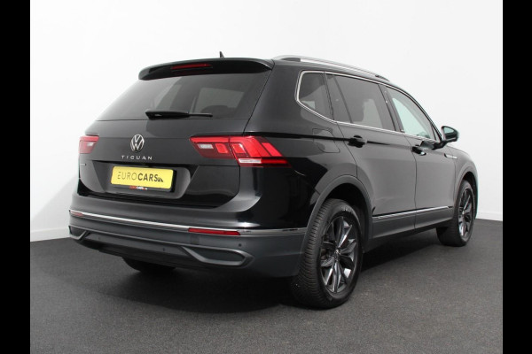 Volkswagen Tiguan Allspace 1.5 TSI DSG7 MOVE DEMO 7-Persoons Trekhaak Navigatie Apple Carplay/Android Auto Camera Parkeersensoren Adaptive Cruise Control  Winterpack Full LED Climate Control Volkswagen Tiguan Allspace 1.5 TSI DSG7 MOVE DEMO 7-Persoons Trekhaak Navigatie Apple Carplay/Android Auto Camera Parkeersensoren Adaptive Cruise Control  Winterpack Full LED Climate Control