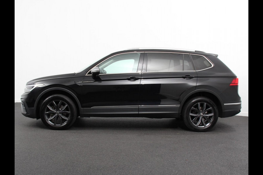 Volkswagen Tiguan Allspace 1.5 TSI DSG7 MOVE DEMO 7-Persoons Trekhaak Navigatie Apple Carplay/Android Auto Camera Parkeersensoren Adaptive Cruise Control  Winterpack Full LED Climate Control Volkswagen Tiguan Allspace 1.5 TSI DSG7 MOVE DEMO 7-Persoons Trekhaak Navigatie Apple Carplay/Android Auto Camera Parkeersensoren Adaptive Cruise Control  Winterpack Full LED Climate Control