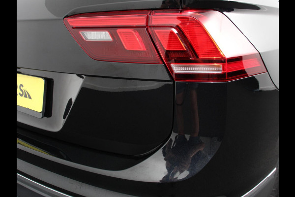 Volkswagen Tiguan Allspace 1.5 TSI DSG7 MOVE DEMO 7-Persoons Trekhaak Navigatie Apple Carplay/Android Auto Camera Parkeersensoren Adaptive Cruise Control  Winterpack Full LED Climate Control Volkswagen Tiguan Allspace 1.5 TSI DSG7 MOVE DEMO 7-Persoons Trekhaak Navigatie Apple Carplay/Android Auto Camera Parkeersensoren Adaptive Cruise Control  Winterpack Full LED Climate Control