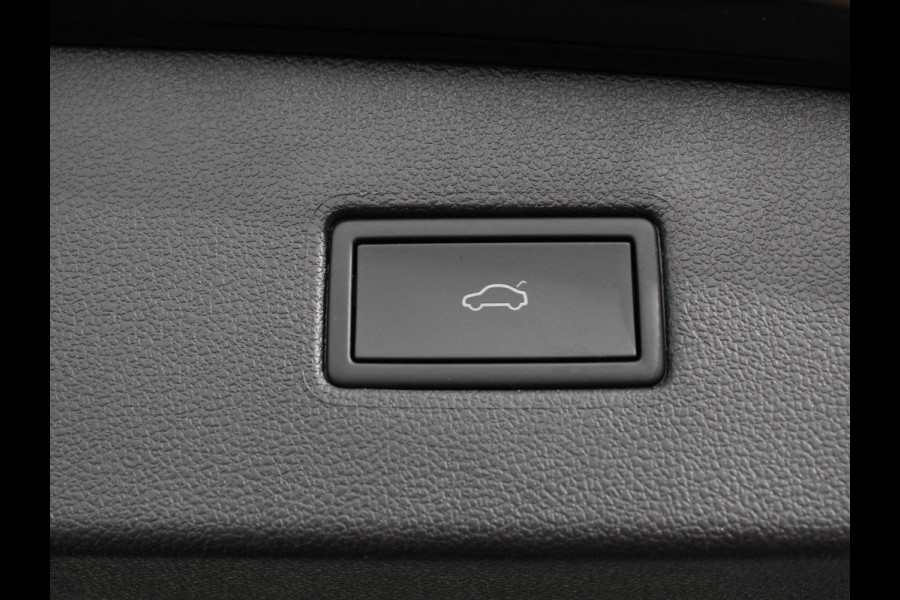 Volkswagen Tiguan Allspace 1.5 TSI DSG7 MOVE DEMO 7-Persoons Trekhaak Navigatie Apple Carplay/Android Auto Camera Parkeersensoren Adaptive Cruise Control  Winterpack Full LED Climate Control Volkswagen Tiguan Allspace 1.5 TSI DSG7 MOVE DEMO 7-Persoons Trekhaak Navigatie Apple Carplay/Android Auto Camera Parkeersensoren Adaptive Cruise Control  Winterpack Full LED Climate Control