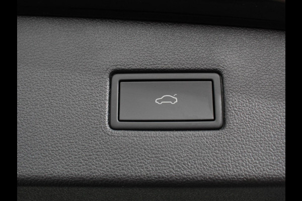 Volkswagen Tiguan Allspace 1.5 TSI DSG7 MOVE DEMO 7-Persoons Trekhaak Navigatie Apple Carplay/Android Auto Camera Parkeersensoren Adaptive Cruise Control  Winterpack Full LED Climate Control Volkswagen Tiguan Allspace 1.5 TSI DSG7 MOVE DEMO 7-Persoons Trekhaak Navigatie Apple Carplay/Android Auto Camera Parkeersensoren Adaptive Cruise Control  Winterpack Full LED Climate Control