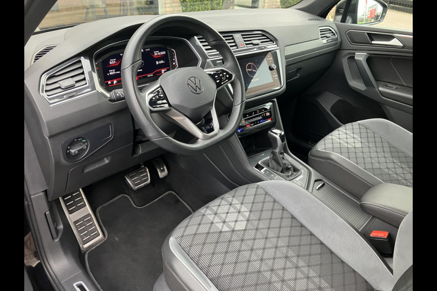Volkswagen Tiguan 2.0 TDI R-Line Business+ | Black Style | Trekhaak | LED | ACC Volkswagen Tiguan 2.0 TDI R-Line Business+ | Black Style | Trekhaak | LED | ACC