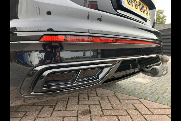 Volkswagen Tiguan 2.0 TDI R-Line Business+ | Black Style | Trekhaak | LED | ACC Volkswagen Tiguan 2.0 TDI R-Line Business+ | Black Style | Trekhaak | LED | ACC