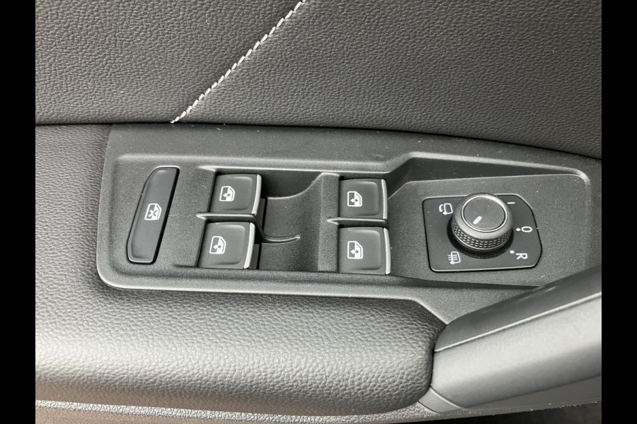 Volkswagen Tiguan 2.0 TDI R-Line Business+ | Black Style | Trekhaak | LED | ACC Volkswagen Tiguan 2.0 TDI R-Line Business+ | Black Style | Trekhaak | LED | ACC