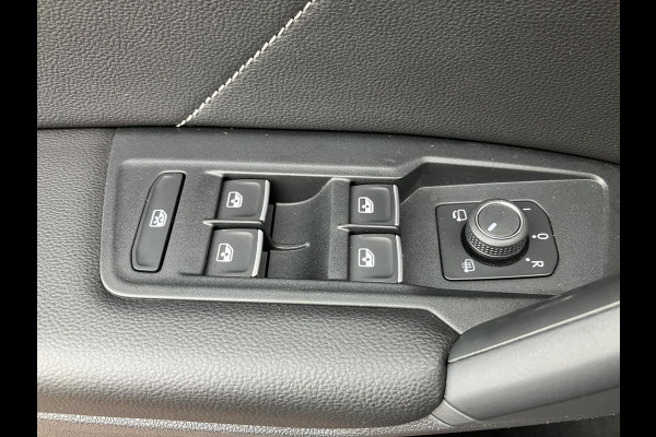 Volkswagen Tiguan 2.0 TDI R-Line Business+ | Black Style | Trekhaak | LED | ACC Volkswagen Tiguan 2.0 TDI R-Line Business+ | Black Style | Trekhaak | LED | ACC