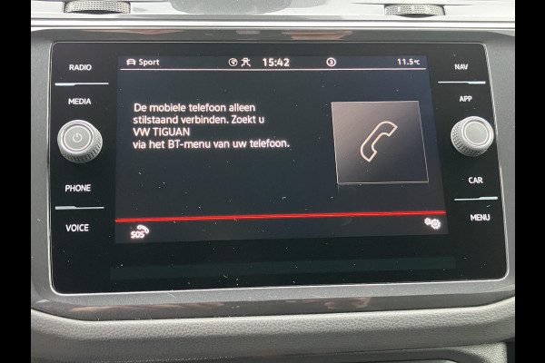 Volkswagen Tiguan 2.0 TDI R-Line Business+ | Black Style | Trekhaak | LED | ACC Volkswagen Tiguan 2.0 TDI R-Line Business+ | Black Style | Trekhaak | LED | ACC