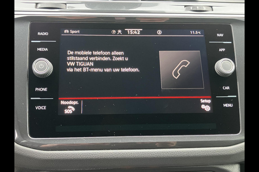 Volkswagen Tiguan 2.0 TDI R-Line Business+ | Black Style | Trekhaak | LED | ACC Volkswagen Tiguan 2.0 TDI R-Line Business+ | Black Style | Trekhaak | LED | ACC