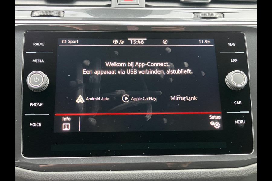 Volkswagen Tiguan 2.0 TDI R-Line Business+ | Black Style | Trekhaak | LED | ACC Volkswagen Tiguan 2.0 TDI R-Line Business+ | Black Style | Trekhaak | LED | ACC