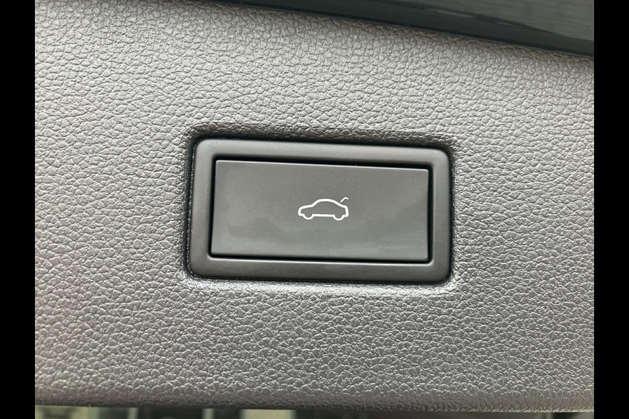 Volkswagen Tiguan 2.0 TDI R-Line Business+ | Black Style | Trekhaak | LED | ACC Volkswagen Tiguan 2.0 TDI R-Line Business+ | Black Style | Trekhaak | LED | ACC