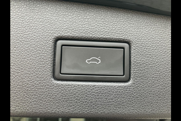 Volkswagen Tiguan 2.0 TDI R-Line Business+ | Black Style | Trekhaak | LED | ACC Volkswagen Tiguan 2.0 TDI R-Line Business+ | Black Style | Trekhaak | LED | ACC