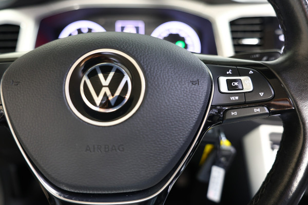 Volkswagen T-Roc Cabrio 1.5 TSI R-Line DSG NAVI PDC ACC Park+Side Ass. '21