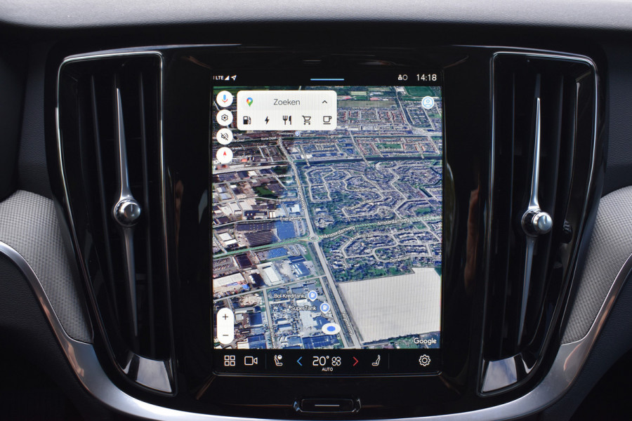 Volvo V60 T6 AWD 350PK Plug-in Hybrid Plus Dark | Lighting | 360 Camera | Harman/Kardon | 19"LMV | Leder | Stuurverwarming