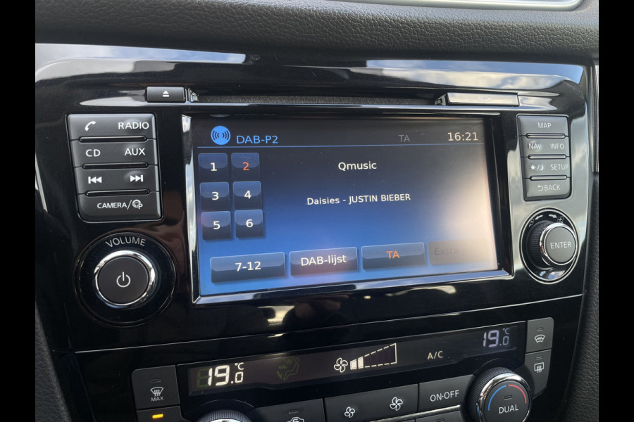 Nissan QASHQAI 1.2 Tekna | Pano-Dak | Trekhaak | Navi | Camera | Climate