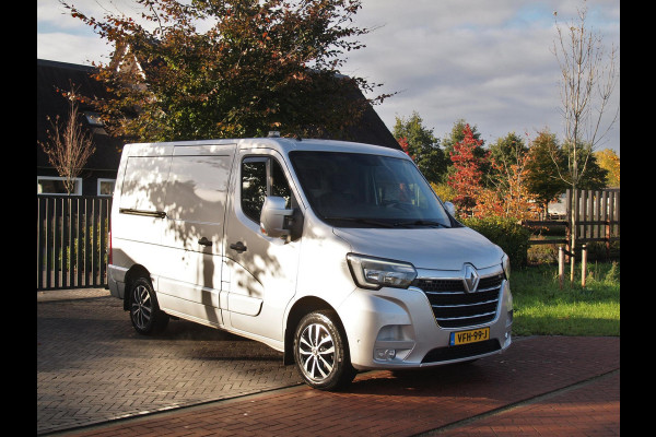 Renault Master T28 2.3 dCi 135 L1H1 | Camera | Trekhaak | 136PK | Nieuwstaat |