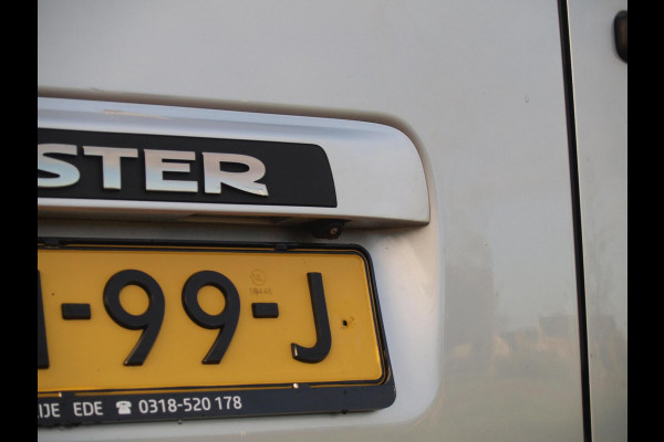 Renault Master T28 2.3 dCi 135 L1H1 | Camera | Trekhaak | 136PK | Nieuwstaat |
