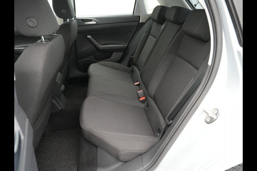 Volkswagen Polo 1.0 TSI 95pk Comfortline Business Navigatie Acc Carplay Dab 30 Volkswagen Polo 1.0 TSI 95pk Comfortline Business Navigatie Acc Carplay Dab 30