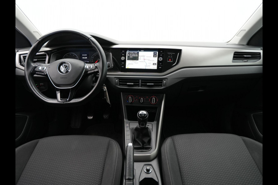 Volkswagen Polo 1.0 TSI 95pk Comfortline Business Navigatie Acc Carplay Dab 30 Volkswagen Polo 1.0 TSI 95pk Comfortline Business Navigatie Acc Carplay Dab 30