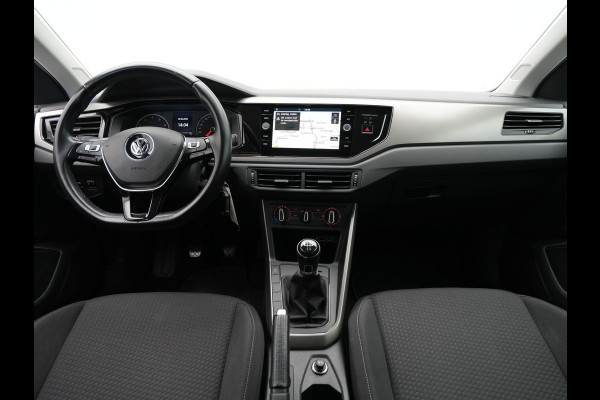 Volkswagen Polo 1.0 TSI 95pk Comfortline Business Navigatie Acc Carplay Dab 30 Volkswagen Polo 1.0 TSI 95pk Comfortline Business Navigatie Acc Carplay Dab 30
