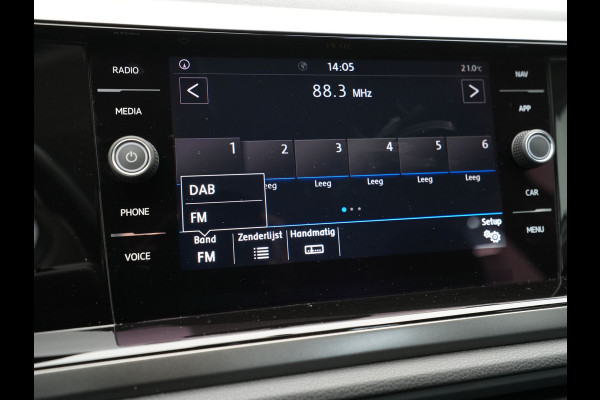 Volkswagen Polo 1.0 TSI 95pk Comfortline Business Navigatie Acc Carplay Dab 30 Volkswagen Polo 1.0 TSI 95pk Comfortline Business Navigatie Acc Carplay Dab 30