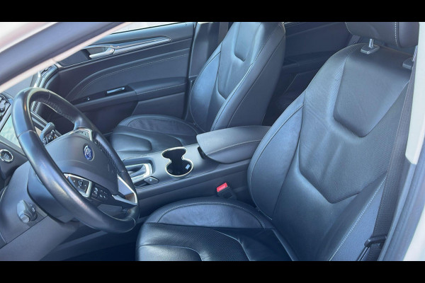Ford Mondeo Wagon 2.0 IVCT HEV Titanium | Adaptieve cruise control | Trekhaak | Winter pack | Full LED | Vol leder Ford Mondeo Wagon 2.0 IVCT HEV Titanium | Adaptieve cruise control | Trekhaak | Winter pack | Full LED | Vol leder