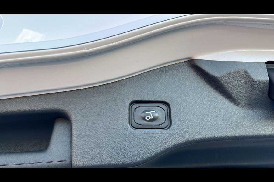 Ford Mondeo Wagon 2.0 IVCT HEV Titanium | Adaptieve cruise control | Trekhaak | Winter pack | Full LED | Vol leder Ford Mondeo Wagon 2.0 IVCT HEV Titanium | Adaptieve cruise control | Trekhaak | Winter pack | Full LED | Vol leder