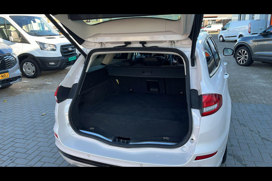 Ford Mondeo Wagon 2.0 IVCT HEV Titanium | Adaptieve cruise control | Trekhaak | Winter pack | Full LED | Vol leder Ford Mondeo Wagon 2.0 IVCT HEV Titanium | Adaptieve cruise control | Trekhaak | Winter pack | Full LED | Vol leder